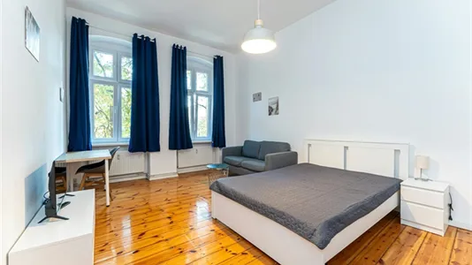 Apartments in Berlin Pankow - photo 1