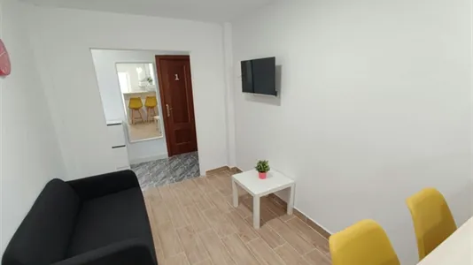 Rooms in Granada - photo 8