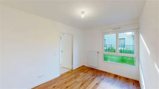 Apartments in Chambéry - photo 10