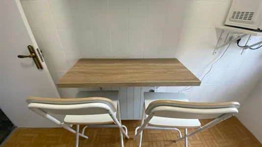 Rooms in Adaro - photo 9