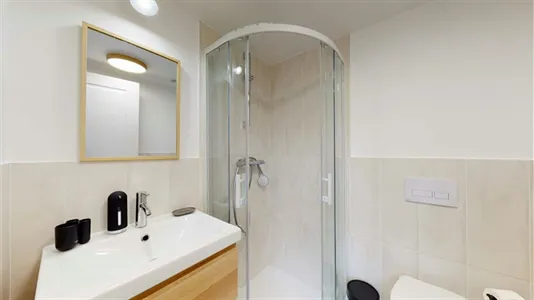 Rooms in L'Haÿ-les-Roses - photo 3