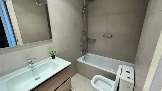 Rooms in Madrid Salamanca - photo 10