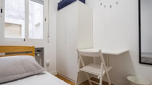 Rooms in Guadalajara - photo 5