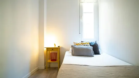 Rooms in Madrid Centro - photo 2