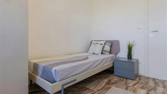 Rooms in Ferrara - photo 4