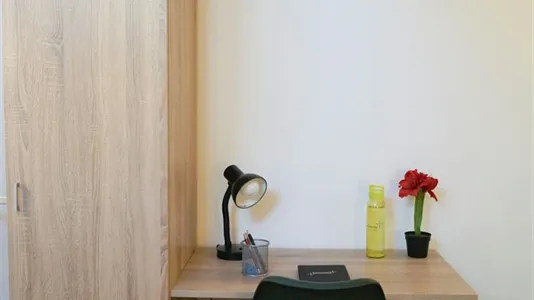 Rooms in Madrid Latina - photo 10