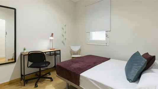 Rooms in Madrid Retiro - photo 5