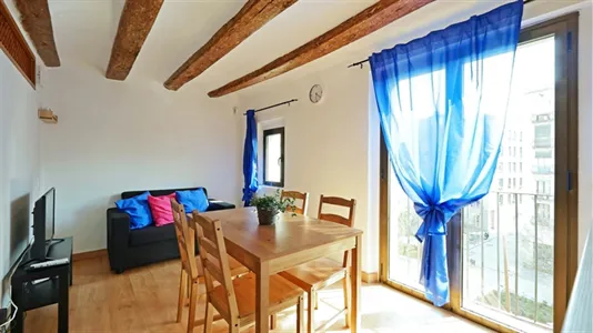 Rooms in Barcelona Ciutat Vella - photo 8