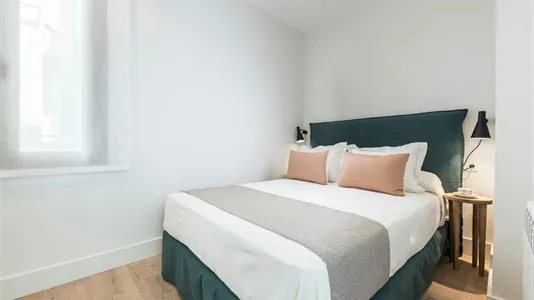Apartments in Madrid Retiro - photo 5