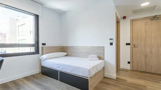 Rooms in Madrid Moncloa-Aravaca - photo 3