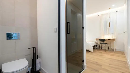 Rooms in Madrid Retiro - photo 8