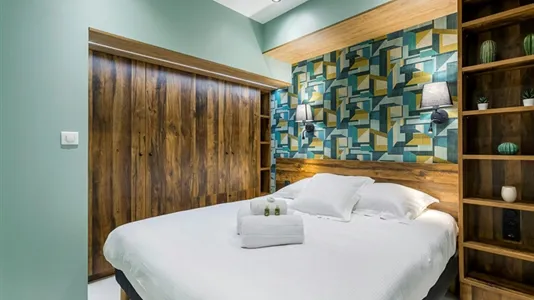 Apartments in Lyon - photo 7