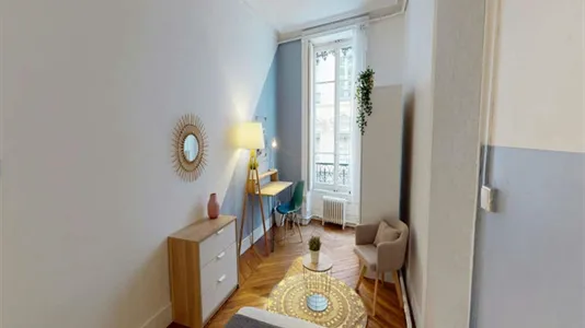 Rooms in Lyon - photo 4