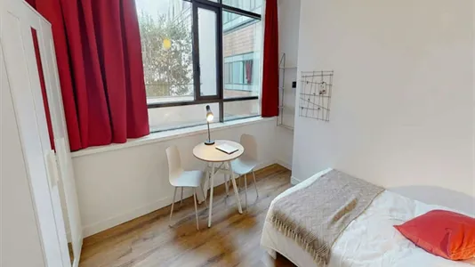 Rooms in Nanterre - photo 3