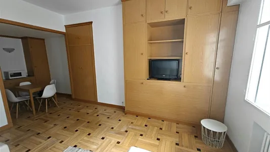 Apartments in Madrid Chamberí - photo 6