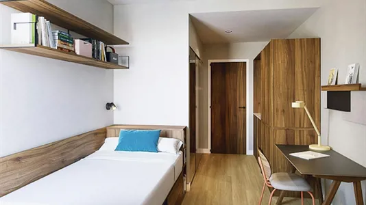 Rooms in Santiago de Compostela - photo 1