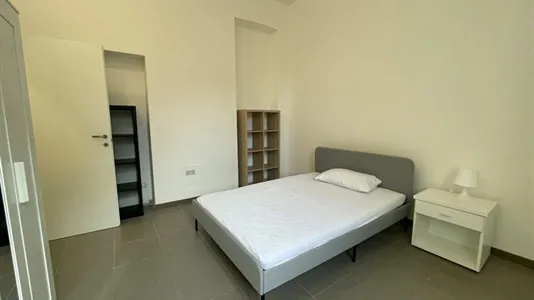 Rooms in Milano Zona 8 - Fiera, Gallaratese, Quarto Oggiaro - photo 9