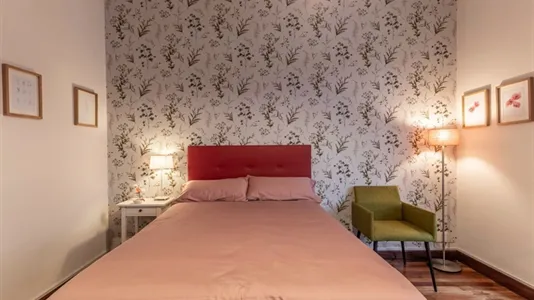 Rooms in Bilbao - photo 5
