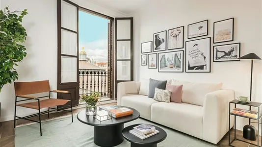 Apartments in Barcelona Ciutat Vella - photo 4