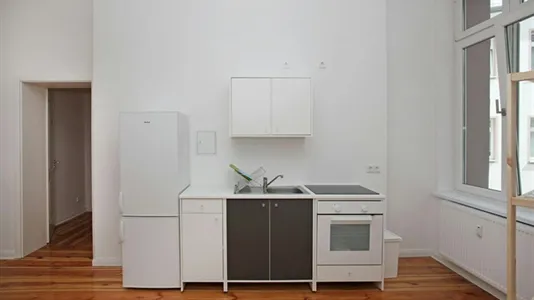 Rooms in Berlin Friedrichshain-Kreuzberg - photo 6