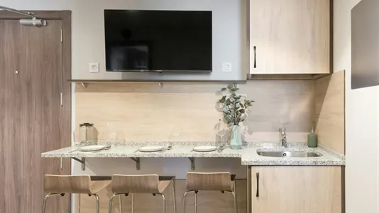 Rooms in Bami - photo 8