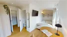 Room for rent, Paris 9ème arrondissement, Paris, &lt;span class=&quot;blurred street&quot; onclick=&quot;ProcessAdRequest(10956611)&quot;&gt;&lt;span class=&quot;hint&quot;&gt;See streetname&lt;/span&gt;[xxxxxxxxxxxxx]&lt;/span&gt;