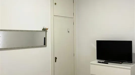 Rooms in Madrid Tetuán - photo 9