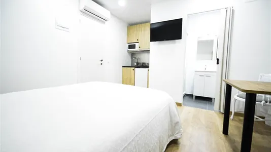 Apartments in Valencia Extramurs - photo 6