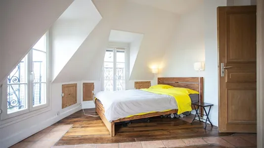 Apartments in Paris 10ème arrondissement - photo 9