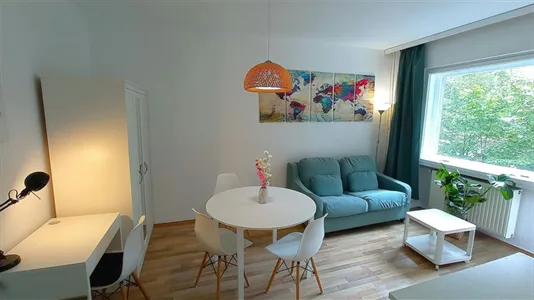 Apartments in Berlin Charlottenburg-Wilmersdorf - photo 2