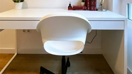 Rooms in Valencia Ciutat Vella - photo 2