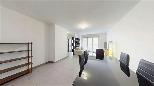 Apartments in Lyon - photo 5