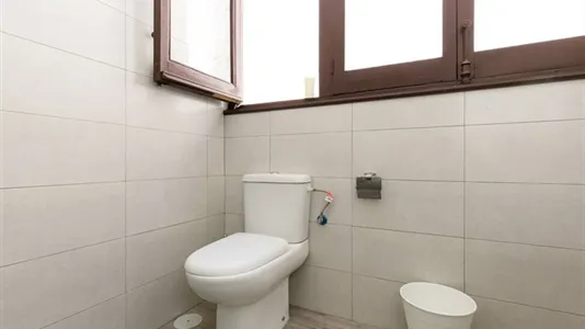 Rooms in Granada - photo 8