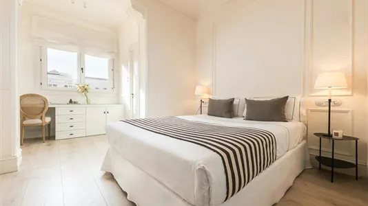 Apartments in Barcelona Eixample - photo 9