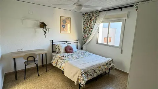 Rooms in Godelleta - photo 5