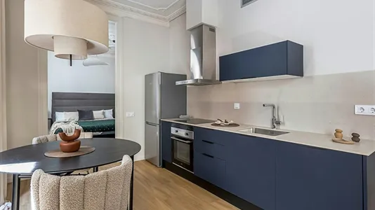 Apartments in Barcelona Ciutat Vella - photo 8