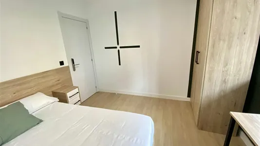 Rooms in Madrid Carabanchel - photo 8