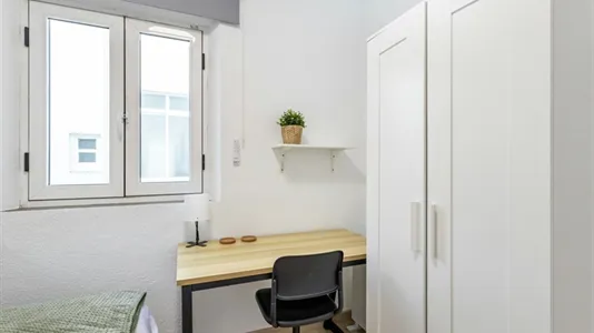 Rooms in Granada - photo 4