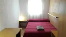 Room for rent, Barcelona Gràcia, Barcelona, &lt;span class=&quot;blurred street&quot; onclick=&quot;ProcessAdRequest(12973554)&quot;&gt;&lt;span class=&quot;hint&quot;&gt;See streetname&lt;/span&gt;[xxxxxxxxxxxxx]&lt;/span&gt;
