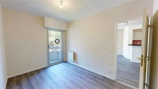 Apartments in Pau - photo 3