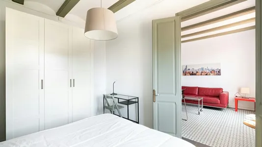 Apartments in Barcelona Eixample - photo 9