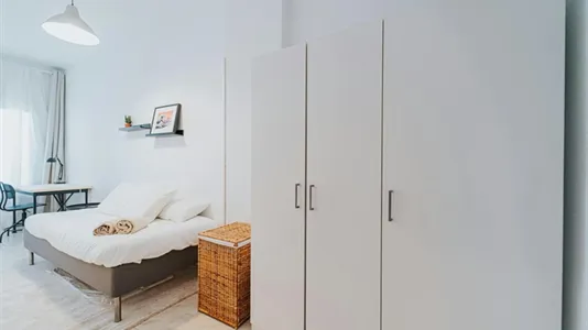 Rooms in Madrid Retiro - photo 4