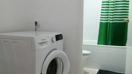 Rooms in Barcelona Sant Martí - photo 4