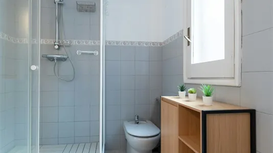 Rooms in Madrid Tetuán - photo 10