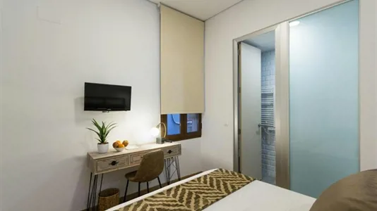 Apartments in Madrid Centro - photo 3