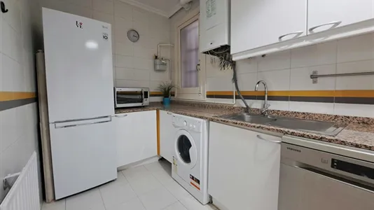 Rooms in Madrid Centro - photo 8