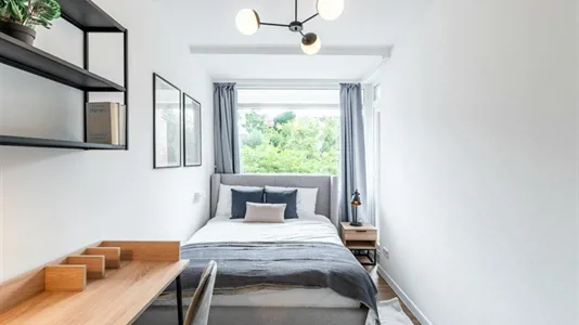 Rooms in Berlin Charlottenburg-Wilmersdorf - photo 1
