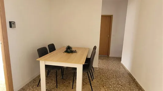 Rooms in Picanya - photo 8