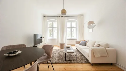 Apartments in Berlin Neukölln - photo 2