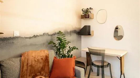 Apartments in Lyon - photo 2